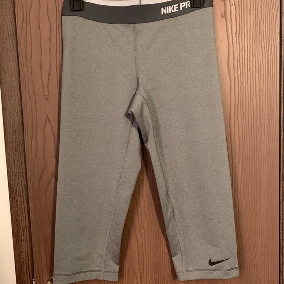 Nike Pants - 🔥 women’s Nike leggings